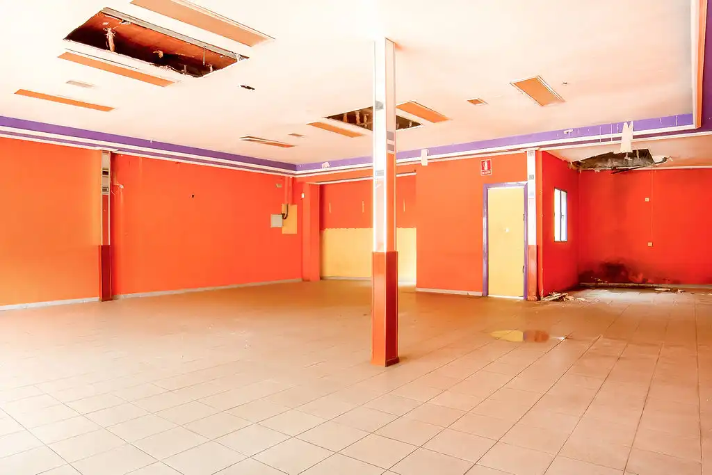 Local commercial à vendre à C/ Miguel Hernández, imagen 7