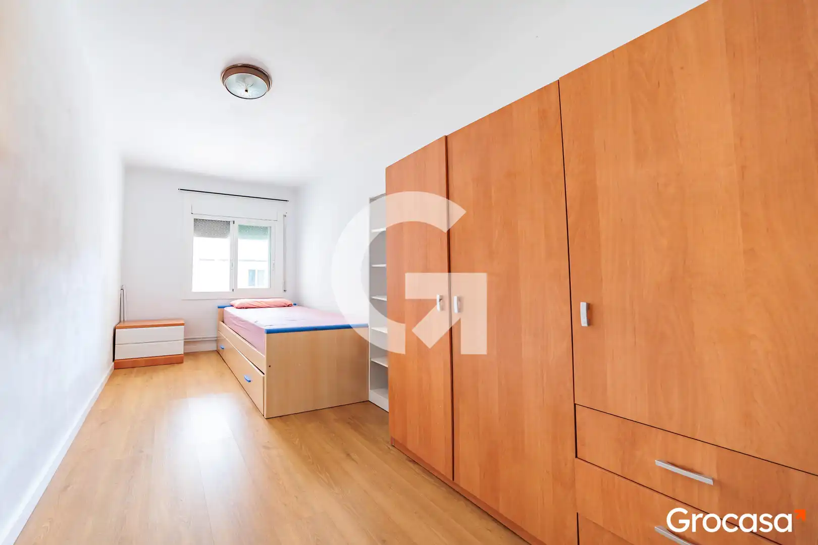 Schlafzimmer von Erdgeschoss zum Verkauf in Terrassa mit Heizung, Terrasse und Abstellraum