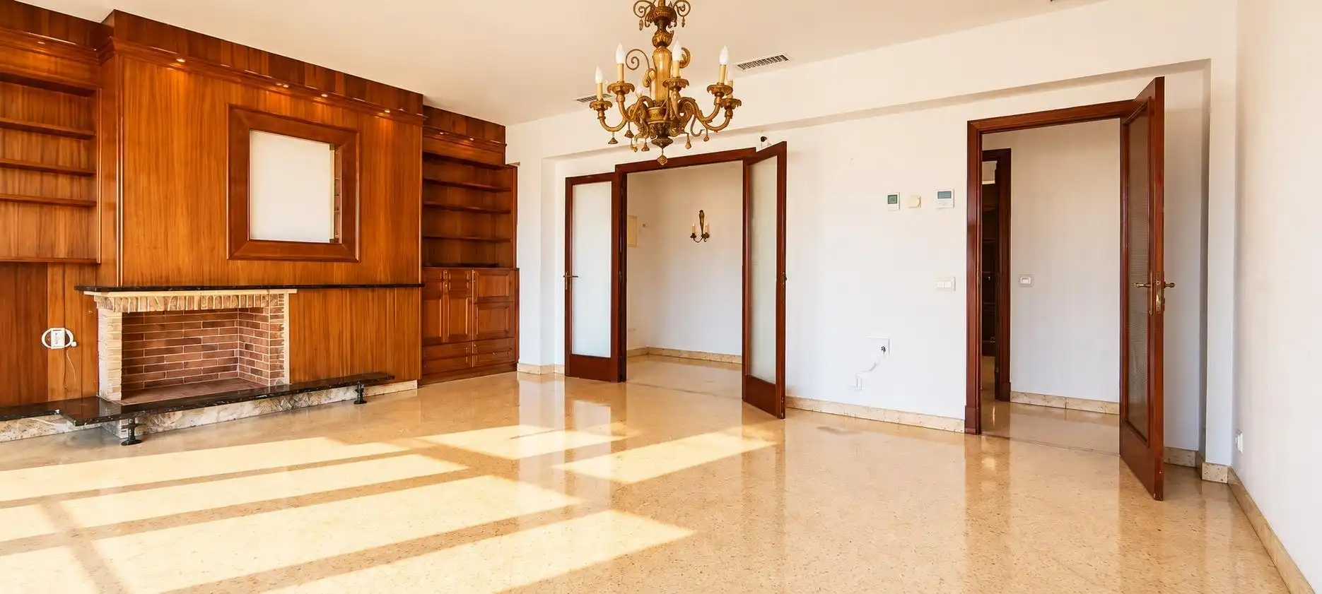 Flat for sale in Llevant