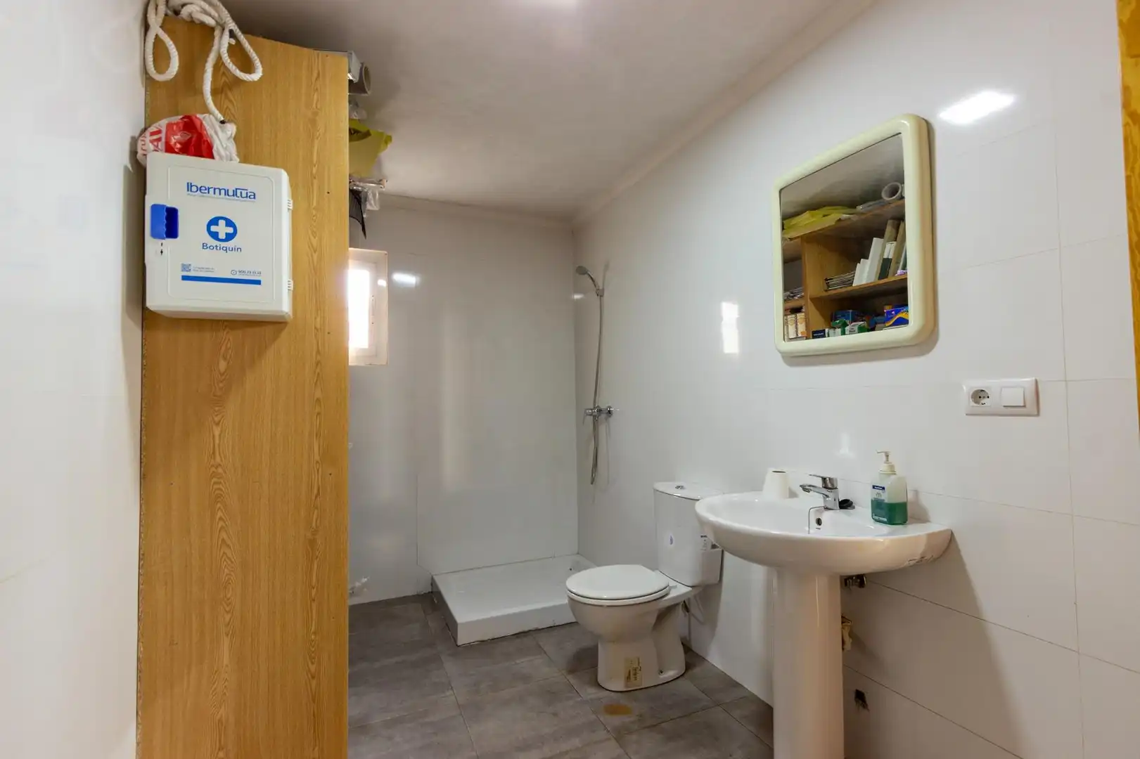 Baño de Nave industrial en venta en Bigastro