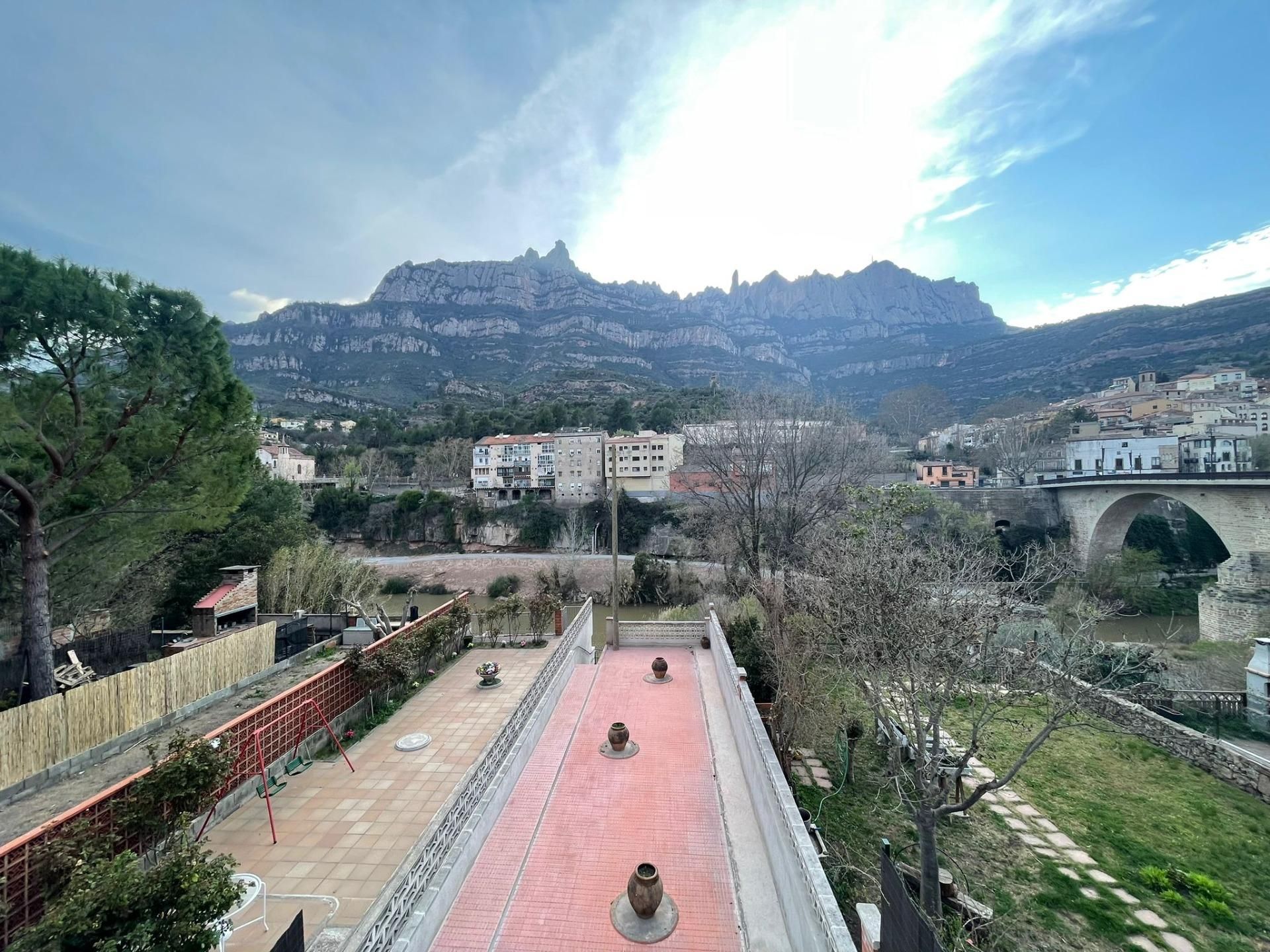 Exterior view of House or chalet for sale in Monistrol de Montserrat  with Heating, Private garden and Terrace