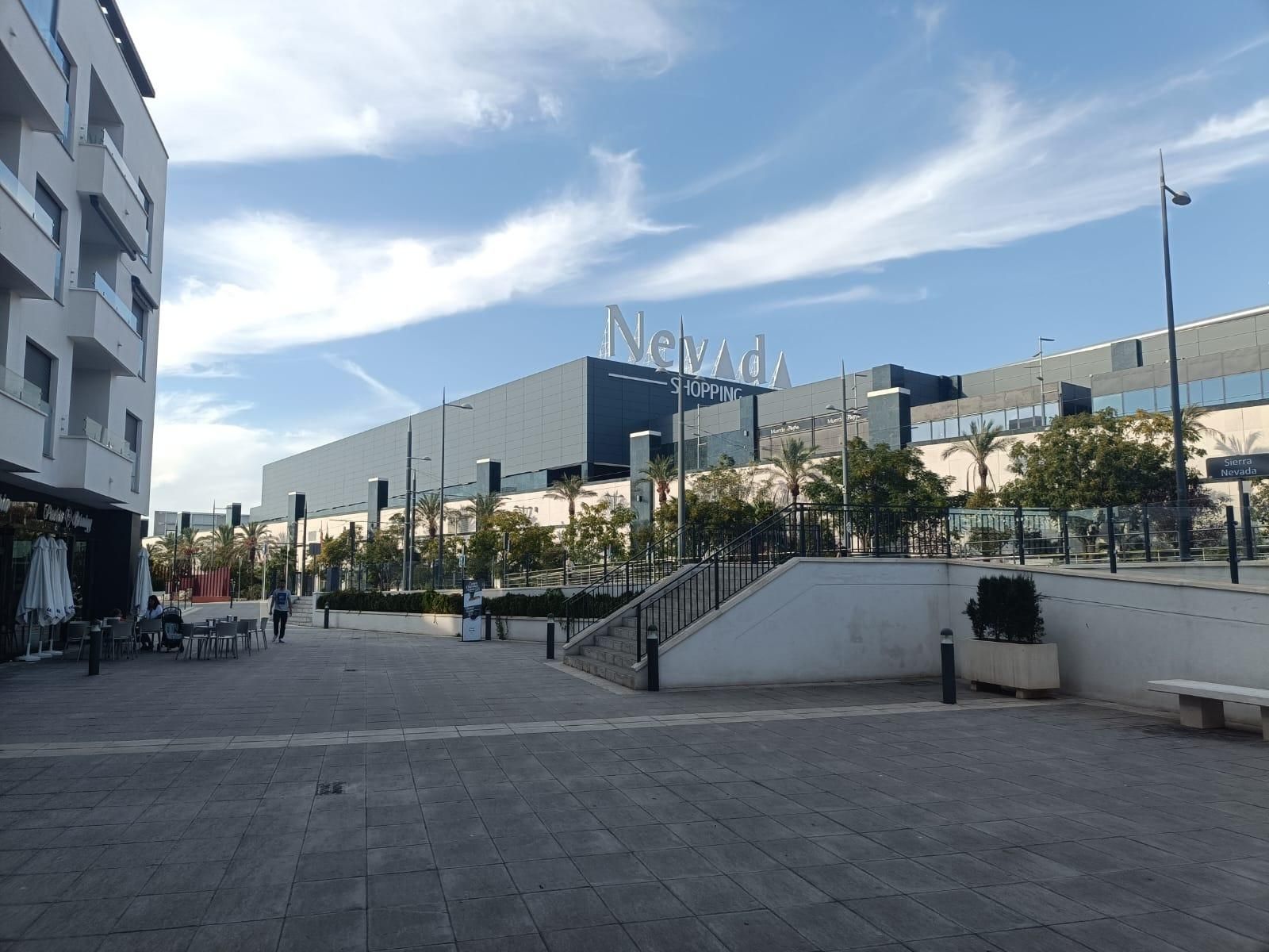 Exterior view of Premises to rent in Armilla  with Air Conditioner