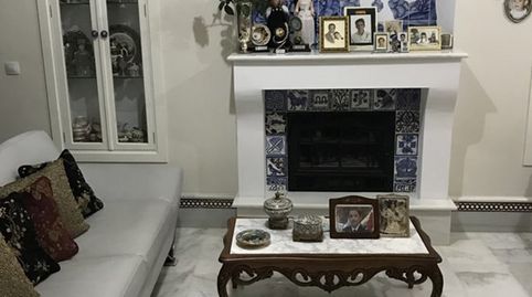 Foto 2 de Piso en venta en Lora del Río, Sevilla