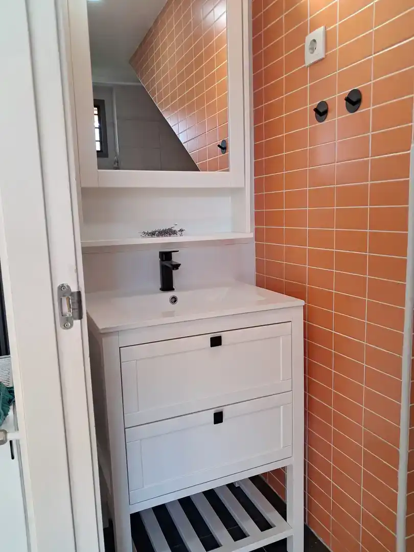 Badezimmer von Wohnung zur Miete in Torrejón de Ardoz mit Klimaanlage, Privatgarten und Parkett