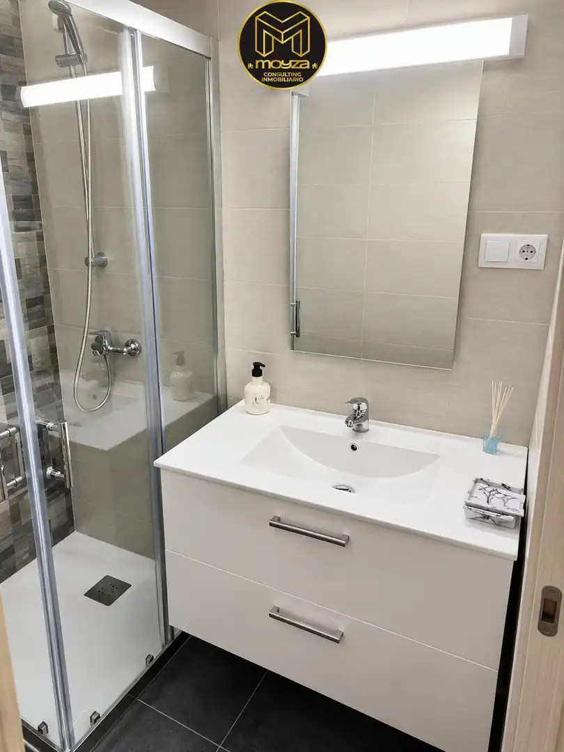 Bany de Pis en venda en Jaén amb Aire condicionat i Calefacció