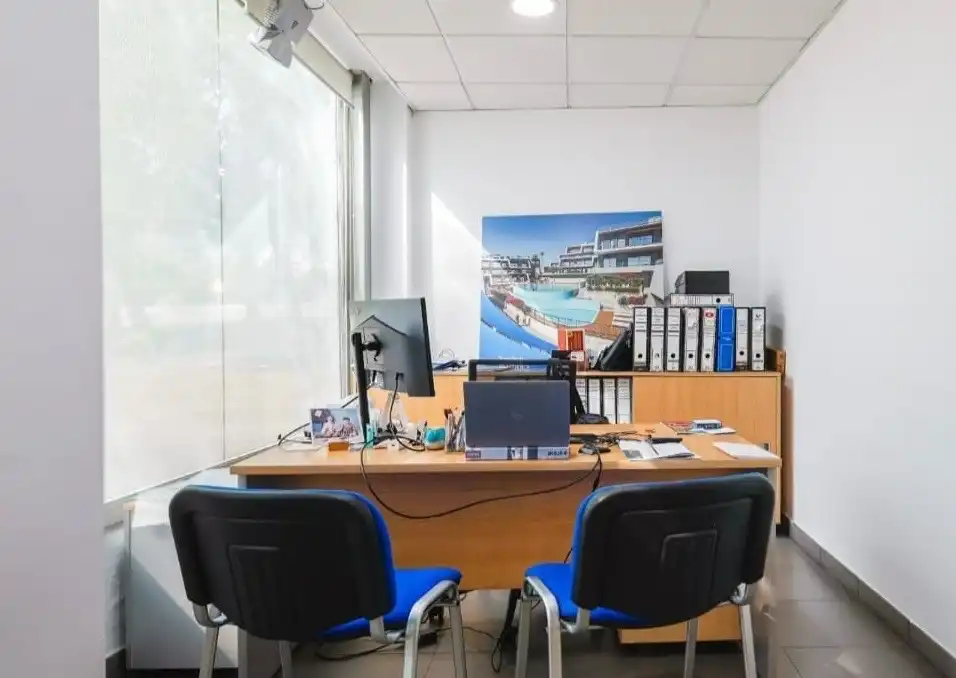 Commercial properties for rent in Alicante / Alacant  with Air Conditioner, Heating and Alarm
