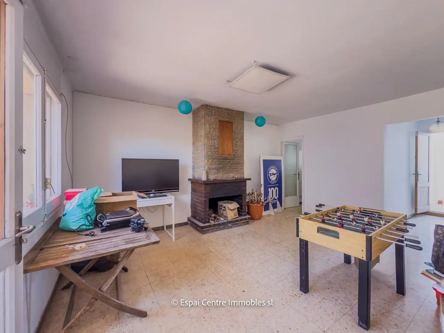 Einfamilien-Reihenhaus zum Verkauf in Terrassa mit Heizung und Terrasse