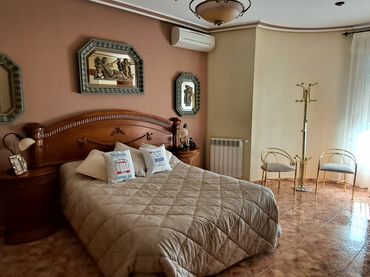 Casa con balcón en venta en Tomelloso
