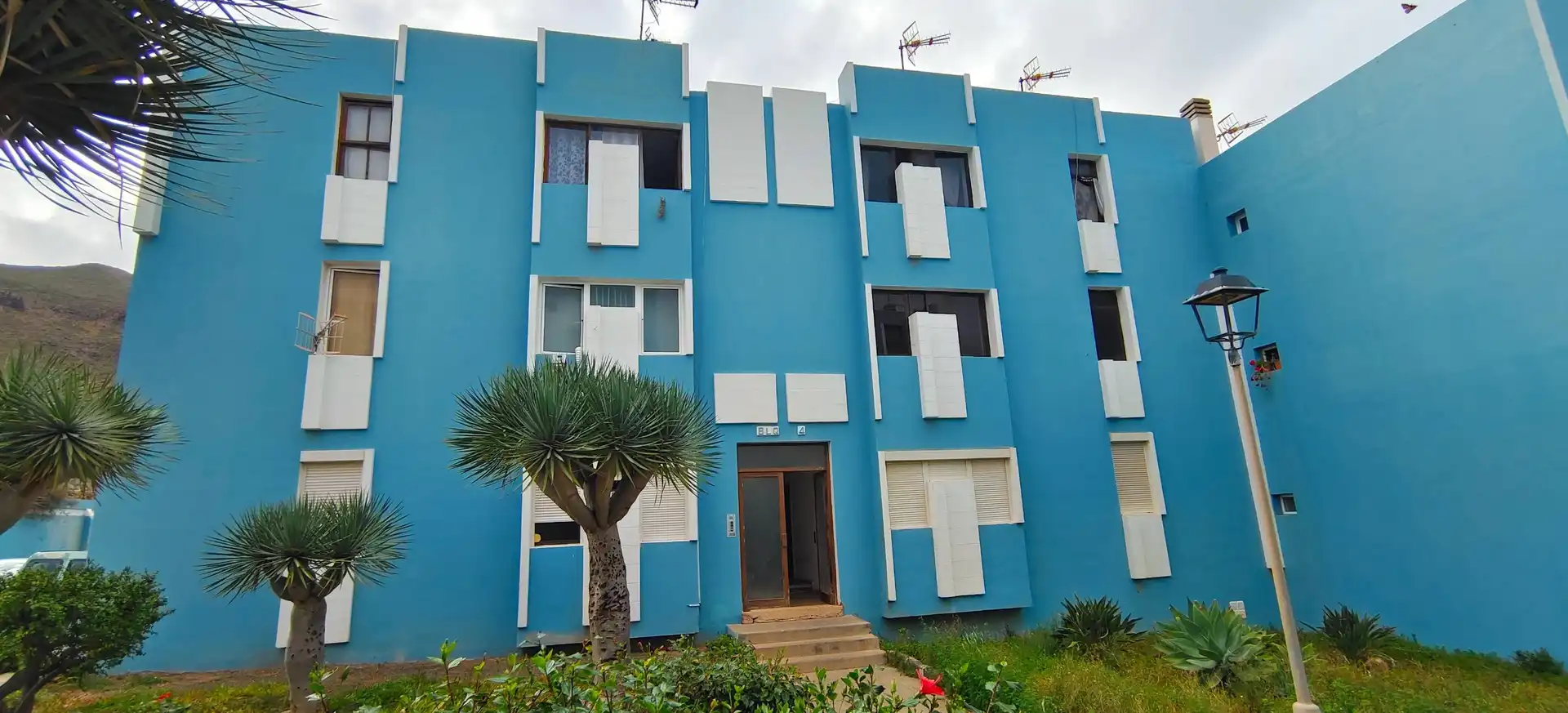 Vista exterior de Piso en venta en Gáldar