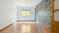 Living room of Single-family semi-detached for sale in La Zubia  with Air Conditioner, Heating and Private garden