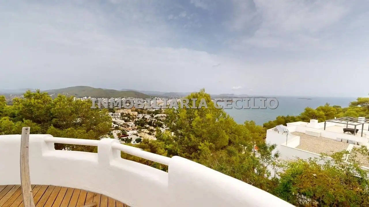 Vista exterior de Casa o chalet en venta en Santa Eulària des Riu con Calefacción, Jardín privado y Terraza