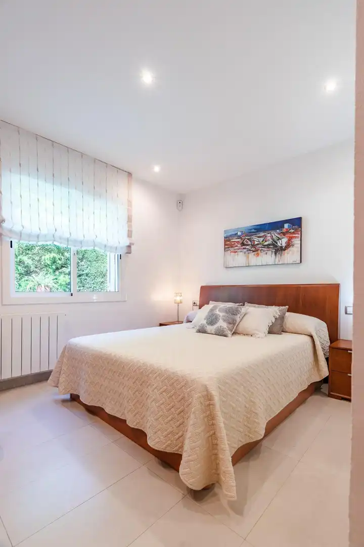 Dormitori de Casa o xalet en venda en Cambrils amb Aire condicionat, Calefacció i Jardí privat