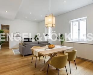 Sala d'estar de Apartament de lloguer en  Madrid Capital amb Aire condicionat, Calefacció i Balcó