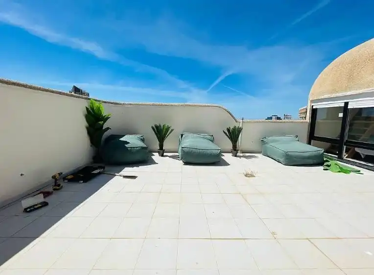 Attique avec piscine à vendre à Avenida de Europa 23