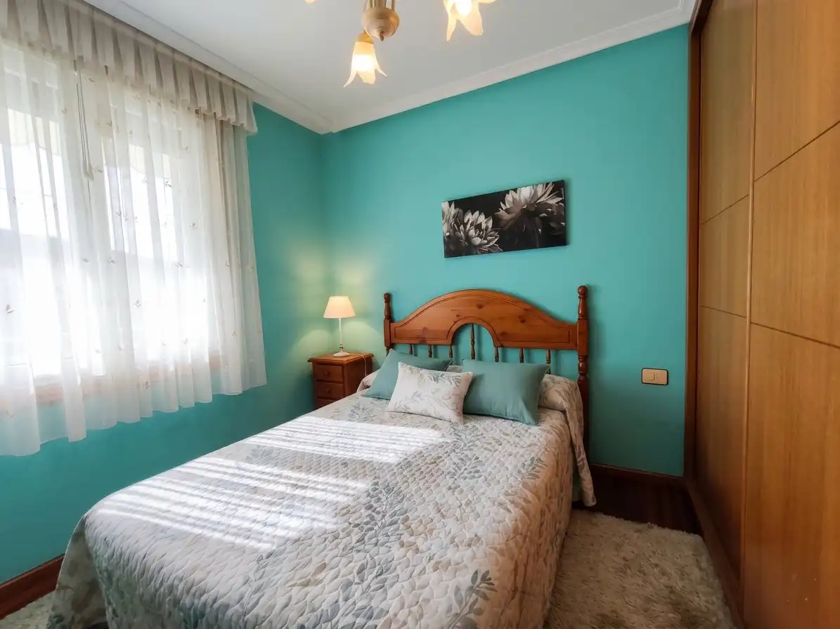 Habitación de Piso en venta en Verín con Calefacción, Trastero y Amueblado