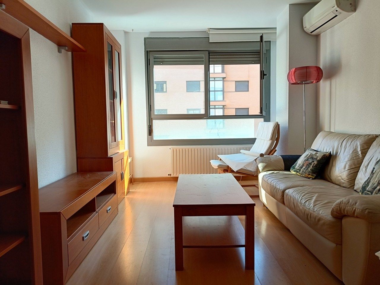 Living room of Flat to rent in  Madrid Capital  with Heating and Furnished