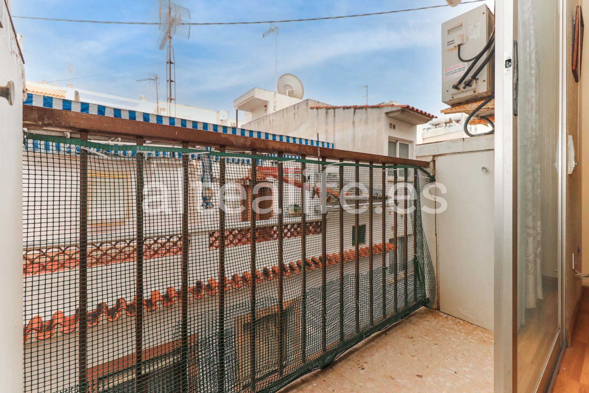 Vista exterior de Apartament en venda en Benidorm amb Aire condicionat i Balcó