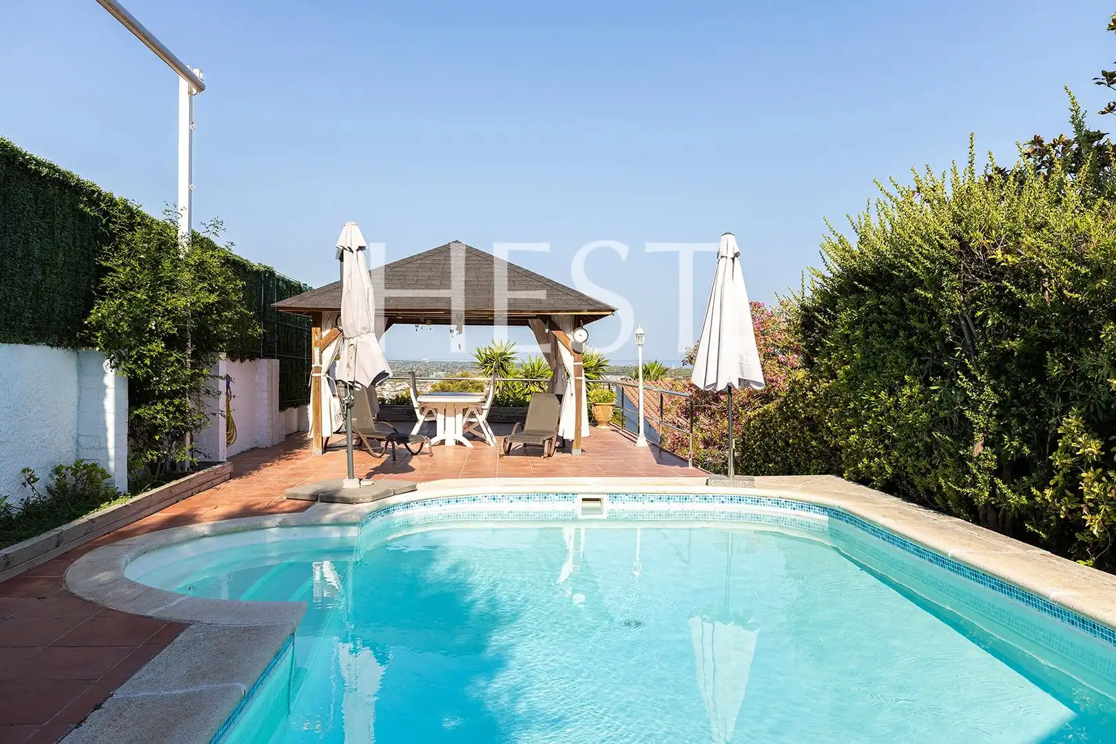 Piscina de Casa o chalet en venta en Castelldefels con Calefacción, Jardín privado y Parquet