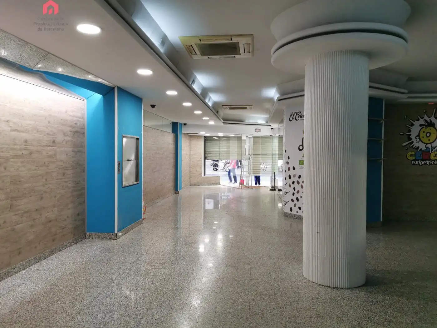 Local comercial en venda a Calle LLUIS COMPANYS 5, imagen 2