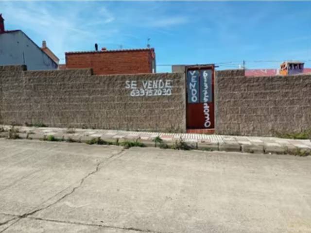 Terreno residencial en Venta en Calle López Ochoa, 43 en Sierra de Fuentes