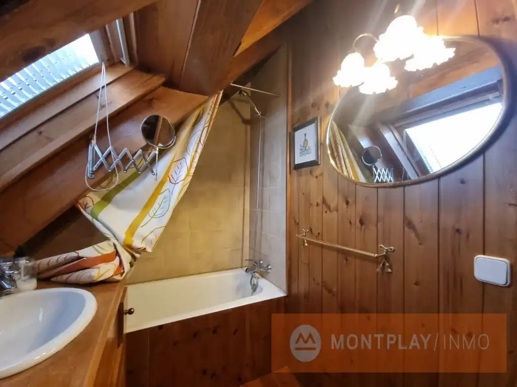 Bathroom of Detached homes for sale in Naut Aran