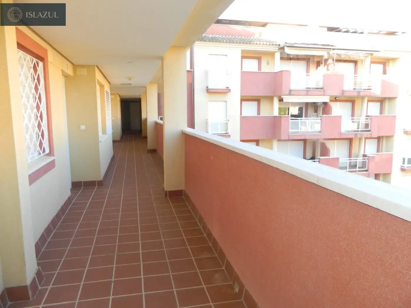 Dúplex de alquiler en Isla Cristina con Terraza, Balcón y Piscina comunitaria
