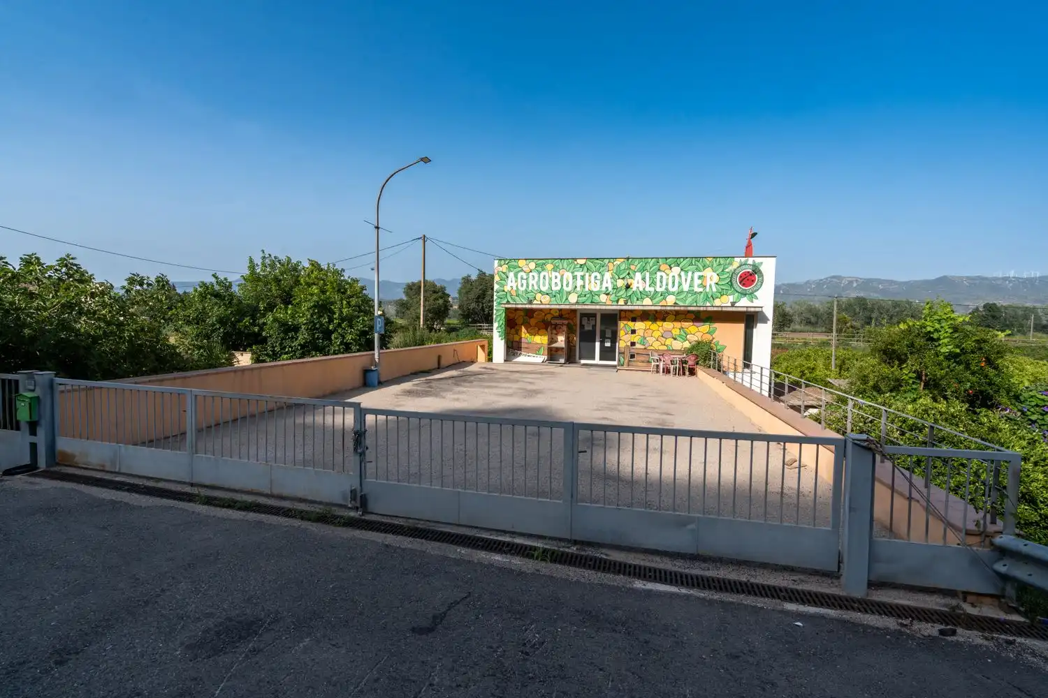 Local en venta en Aldover