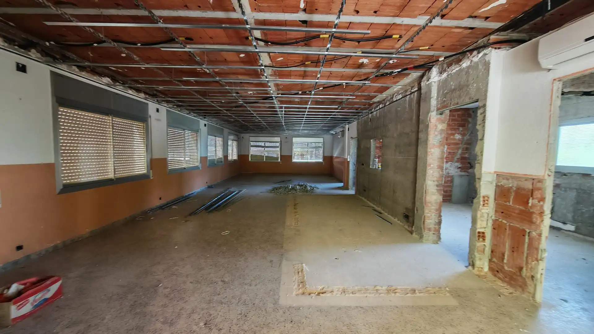Buildings for sale in Sils