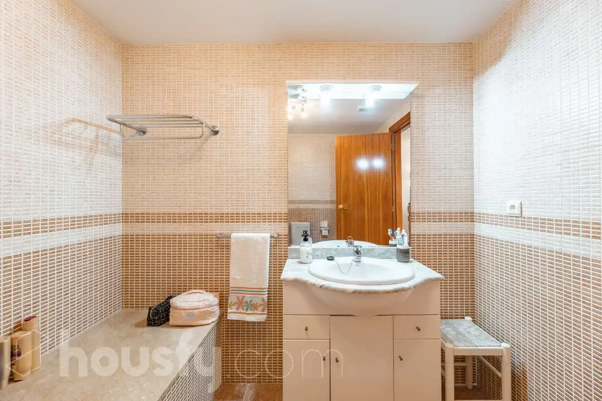 Haus mit Pool zum Verkauf in Calle Poeta Rafael Alberti ., imagen 24