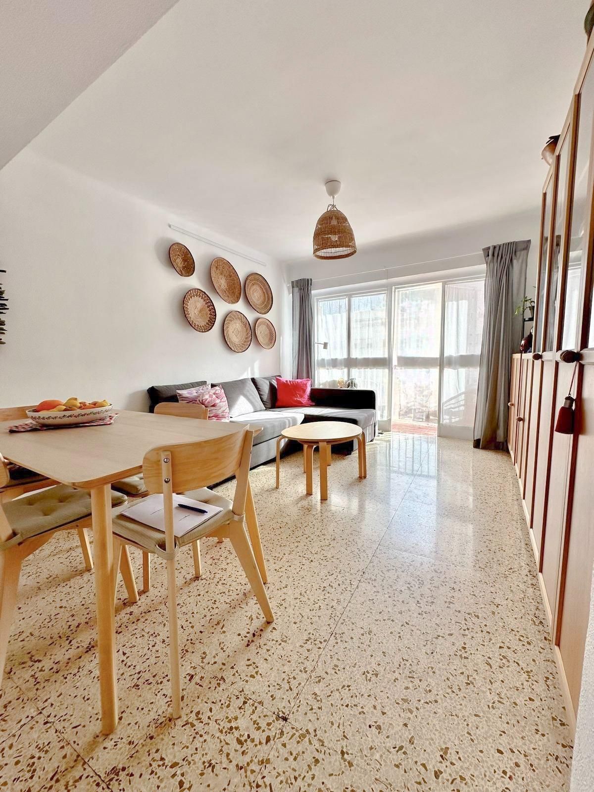 Vista exterior de Piso en venta en  Palma de Mallorca con Terraza, Amueblado y Balcón