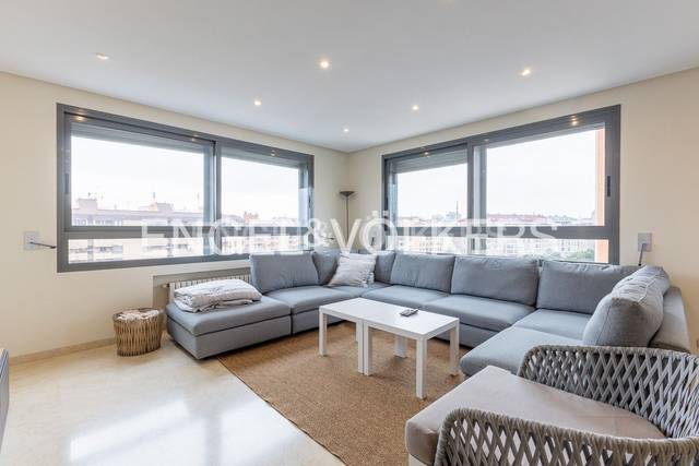 Piso en Alquiler en Mestalla