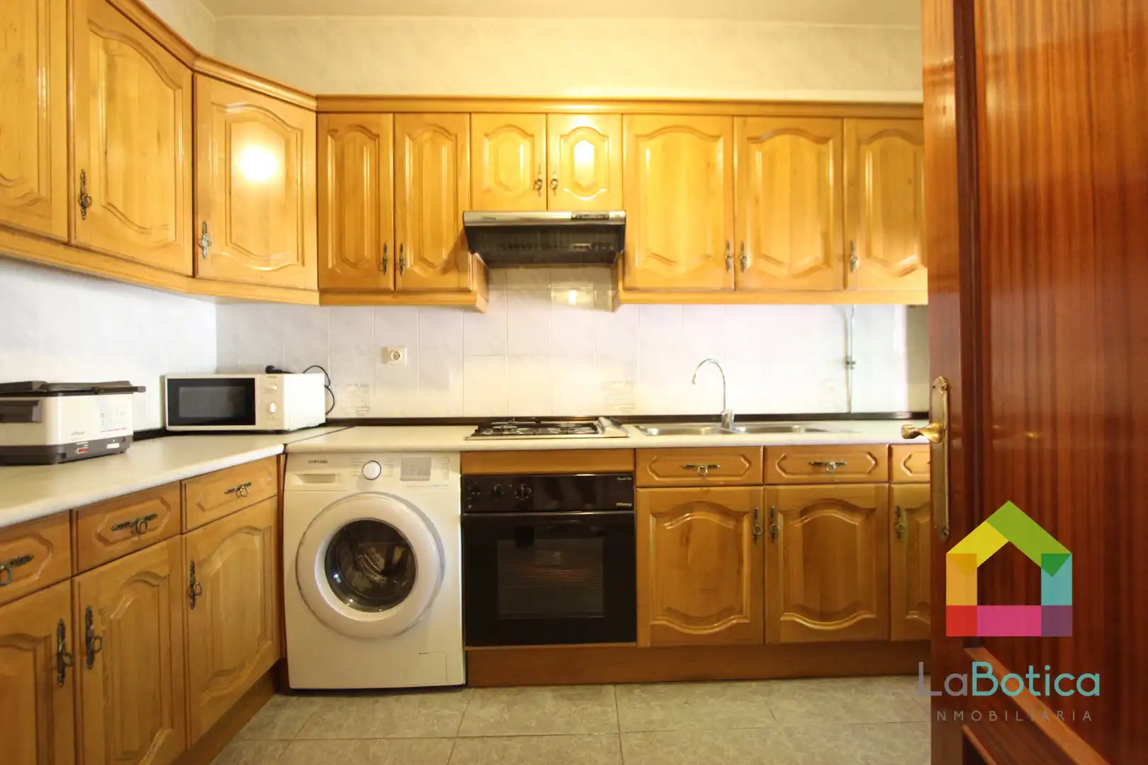 Kitchen of Detached homes for sale in San Martín de Montalbán  with Air Conditioner, Heating and Furnished