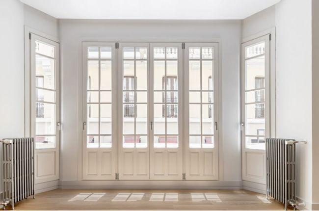 Bedroom of Apartment for sale in  Madrid Capital  with Air Conditioner and Storage room