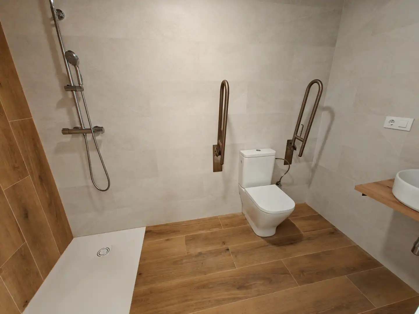 Baño de Planta baja en venta en Premià de Mar con Aire acondicionado
