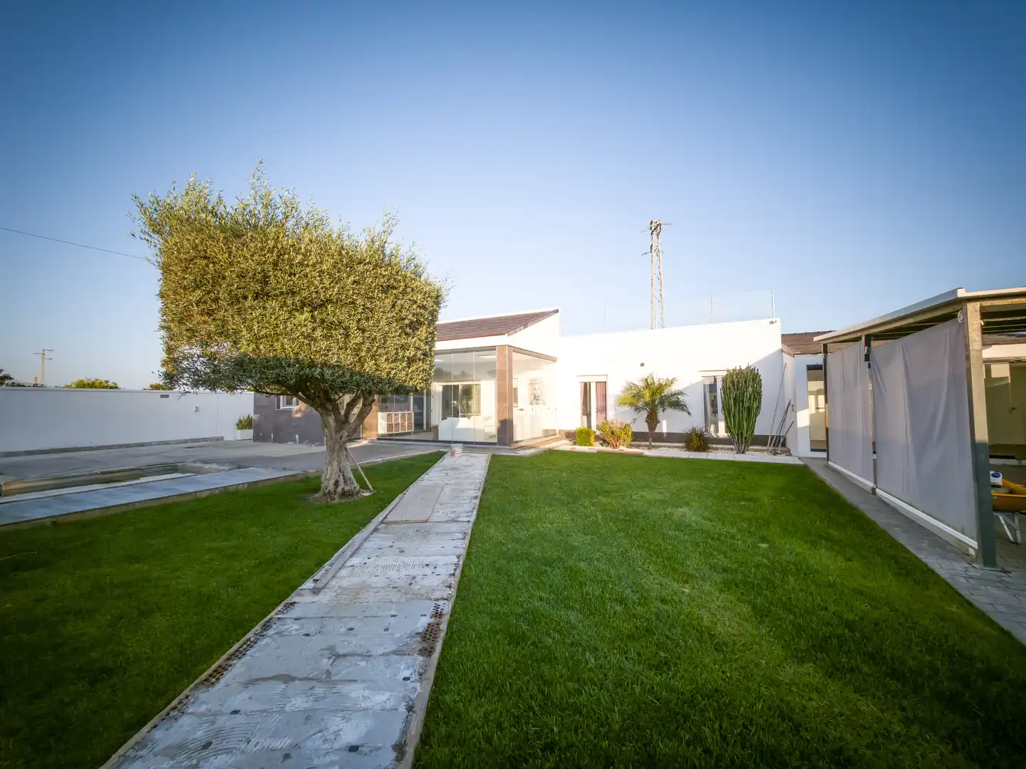 Jardín de Casa o chalet en venta en Chiclana de la Frontera con Aire acondicionado, Terraza y Piscina