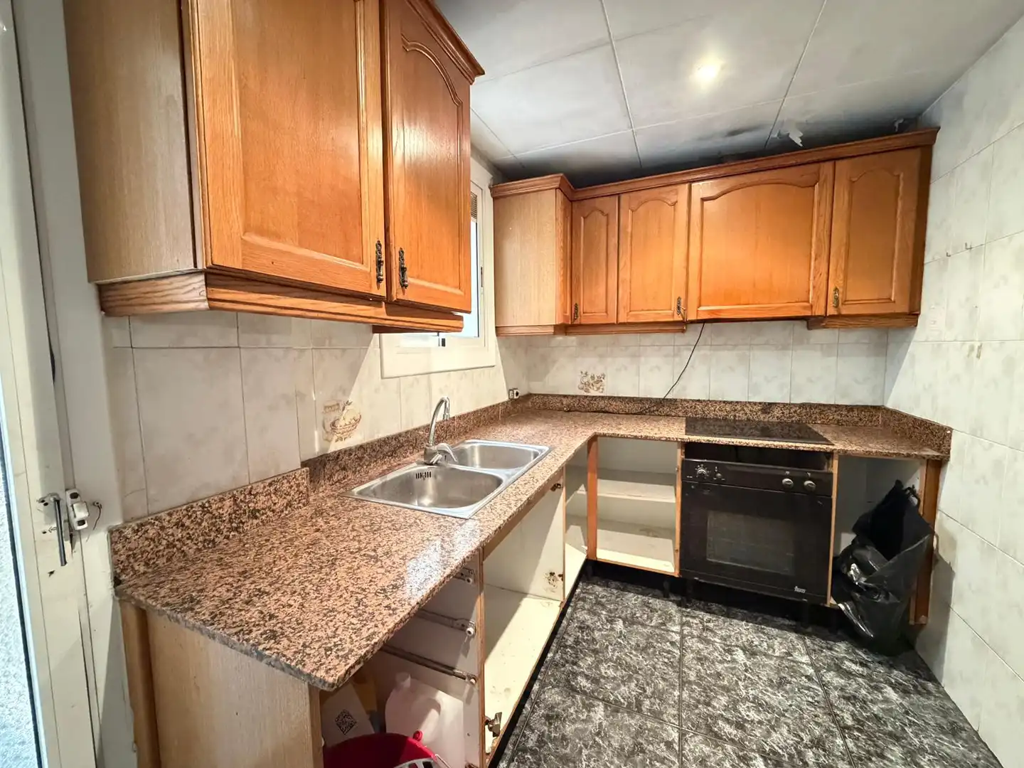 Cocina de Piso en venta en Barcelona con Balcón