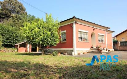 Exterior view of House or chalet for sale in Villaescusa (Cantabria)  with Heating and Storage room