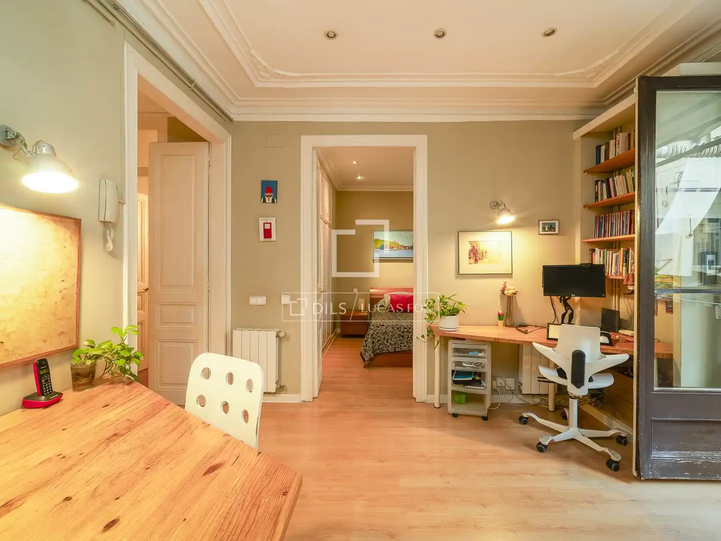 Wohnung zum Verkauf in Barcelona mit Heizung und Balkon