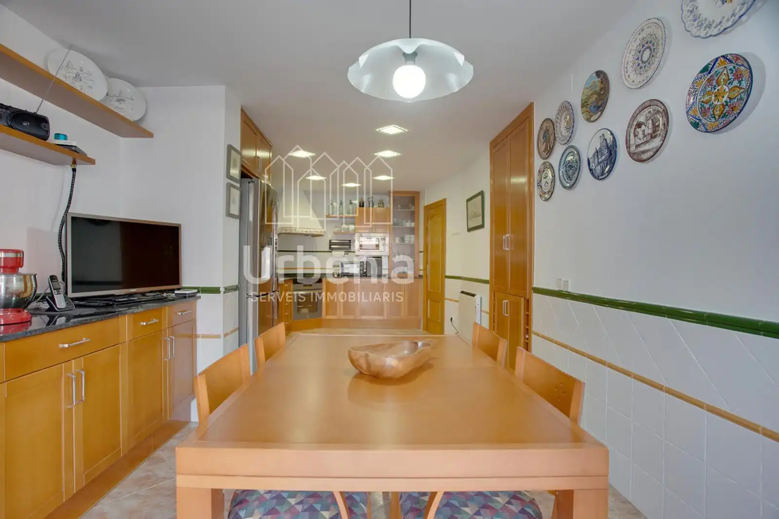 Cuina de Casa o xalet en venda en Pineda de Mar amb Aire condicionat, Calefacció i Terrassa
