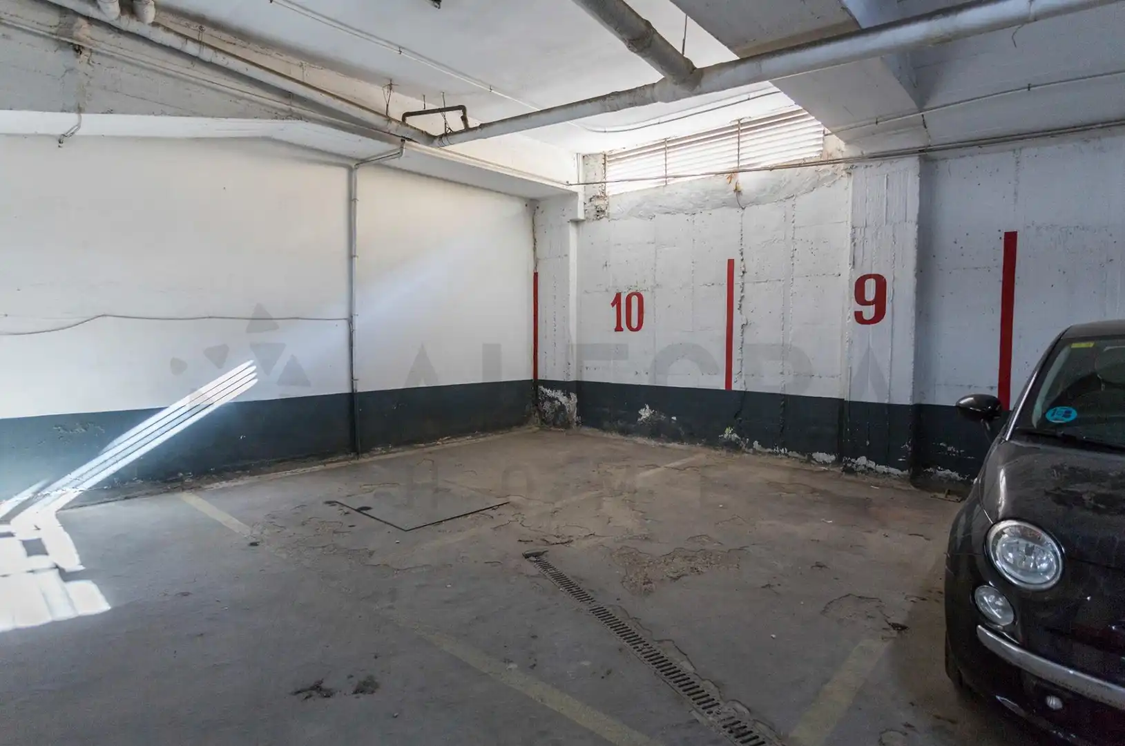 Parking of Flat for sale in Sevilla  with Air Conditioner