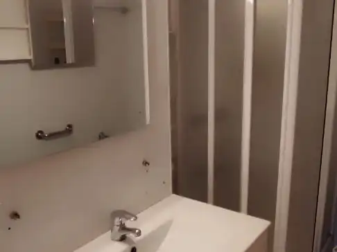 Bathroom of Flat for sale in  Granada Capital