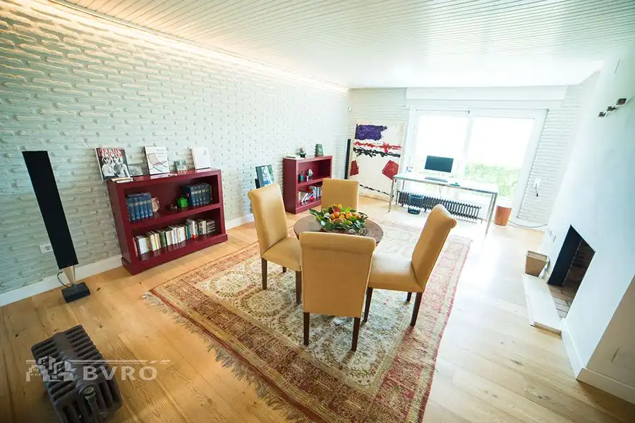 Sala d'estar de Casa o xalet de lloguer en Córdoba amb Aire condicionat, Jardí privat i Terrassa
