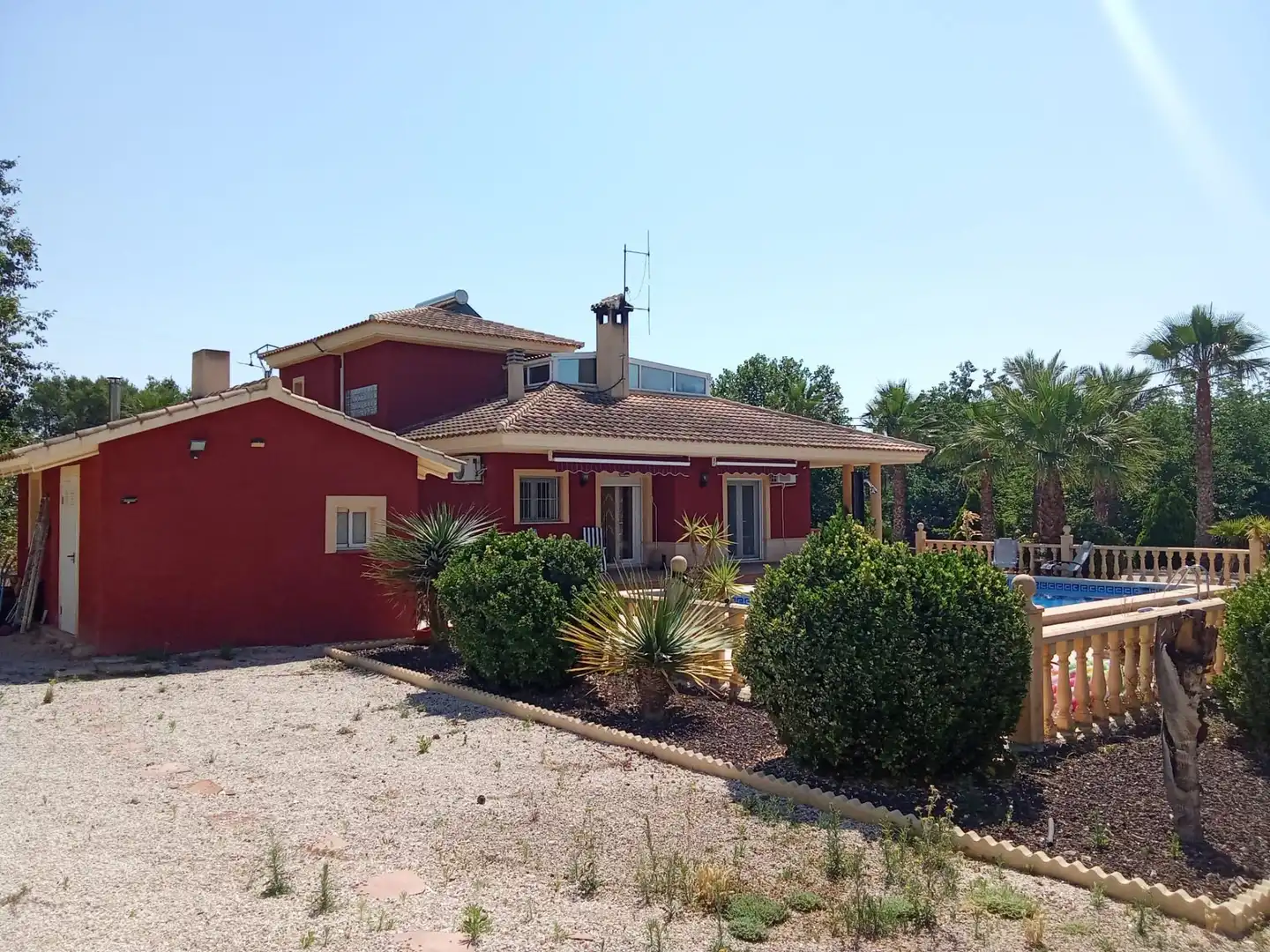 Vista exterior de Casa o xalet en venda en Totana amb Aire condicionat, Jardí privat i Terrassa