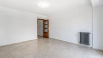 Flat for sale in  Granada Capital  with Air Conditioner