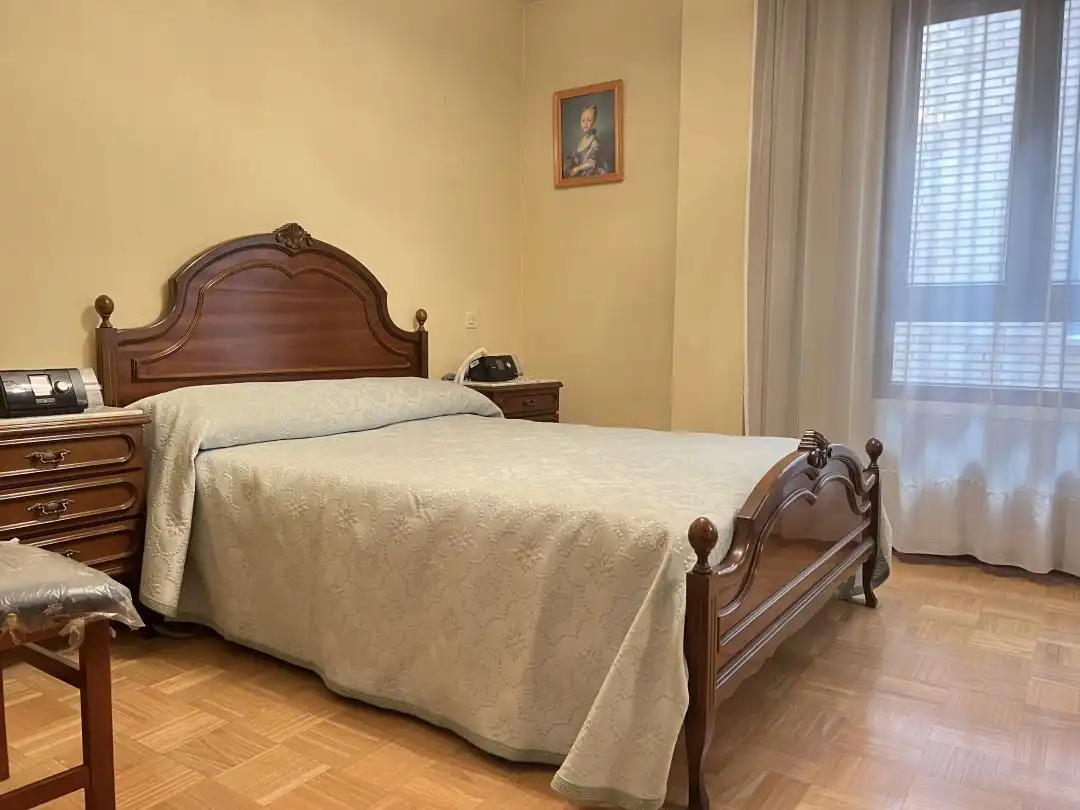 Piso en venta en Lugones
