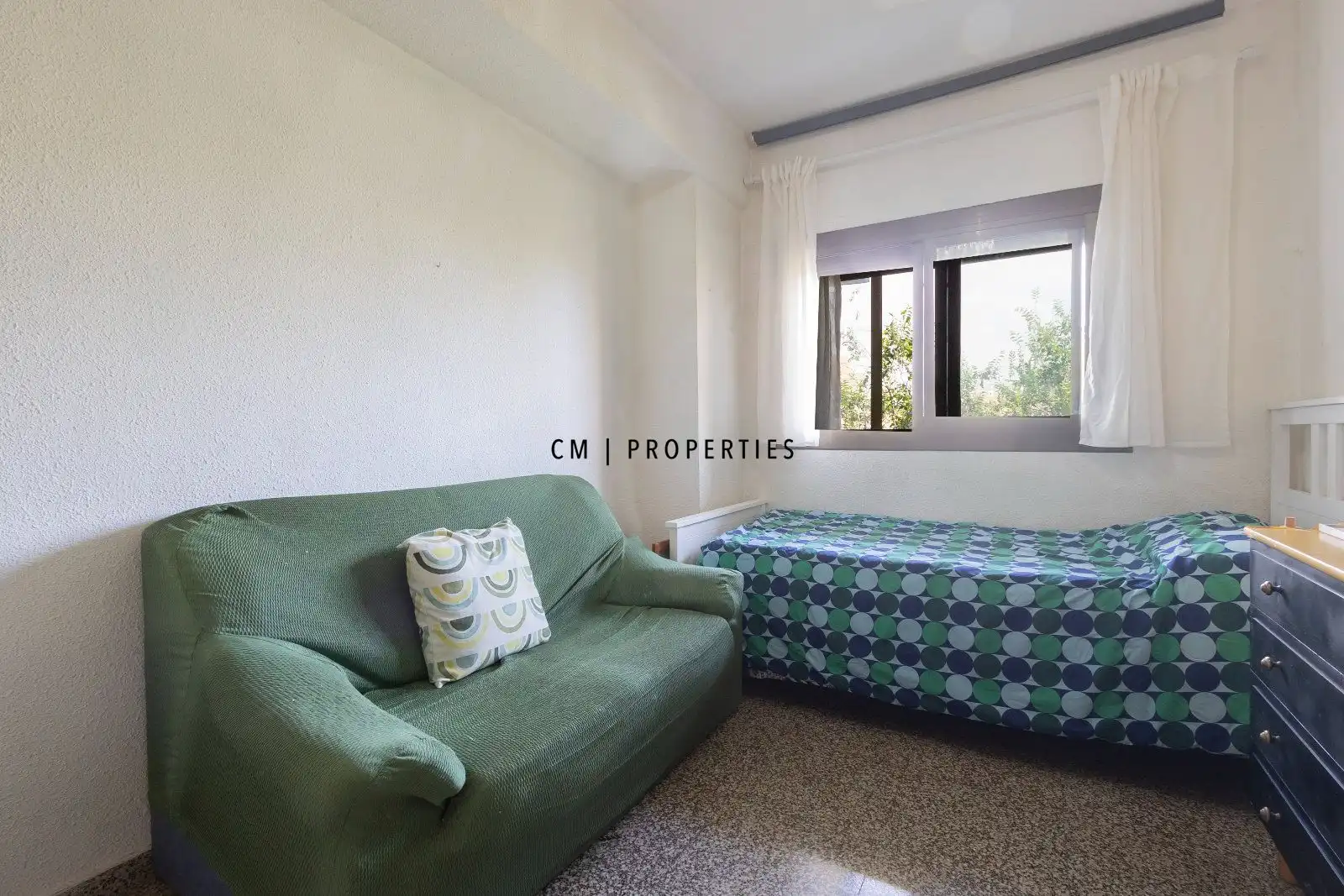 Bedroom of Flat for sale in Valencia  with Air Conditioner, Heating and Terrace