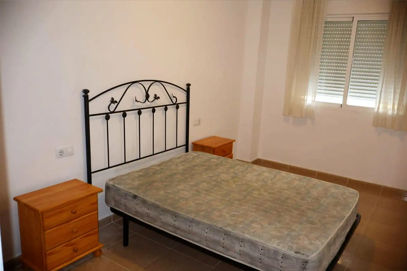 Schlafzimmer von Wohnung zum Verkauf in Vall d'Alba mit Abstellraum und Möbliert