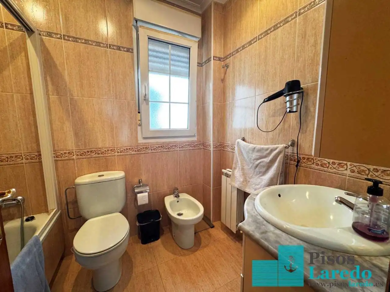 Bathroom of Houses for sale in Bárcena de Cicero  with Heating, Private garden and Terrace