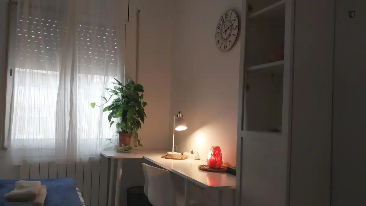 Room in El Guinardó