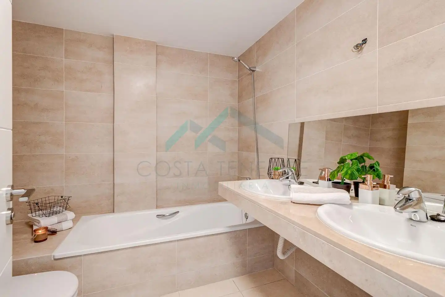 Bany de Casa o xalet en venda en Puerto de Santiago